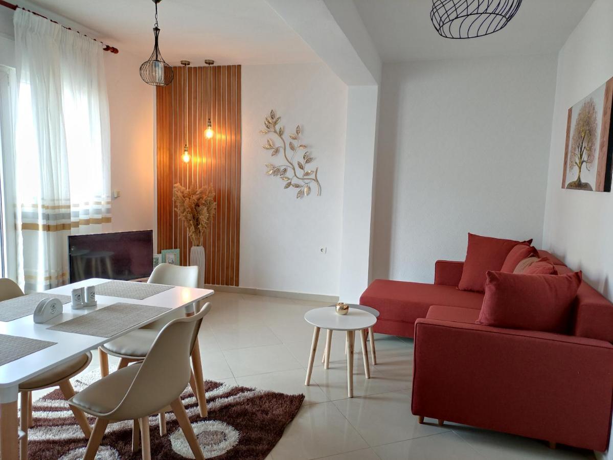 Apartment Evris House Color *